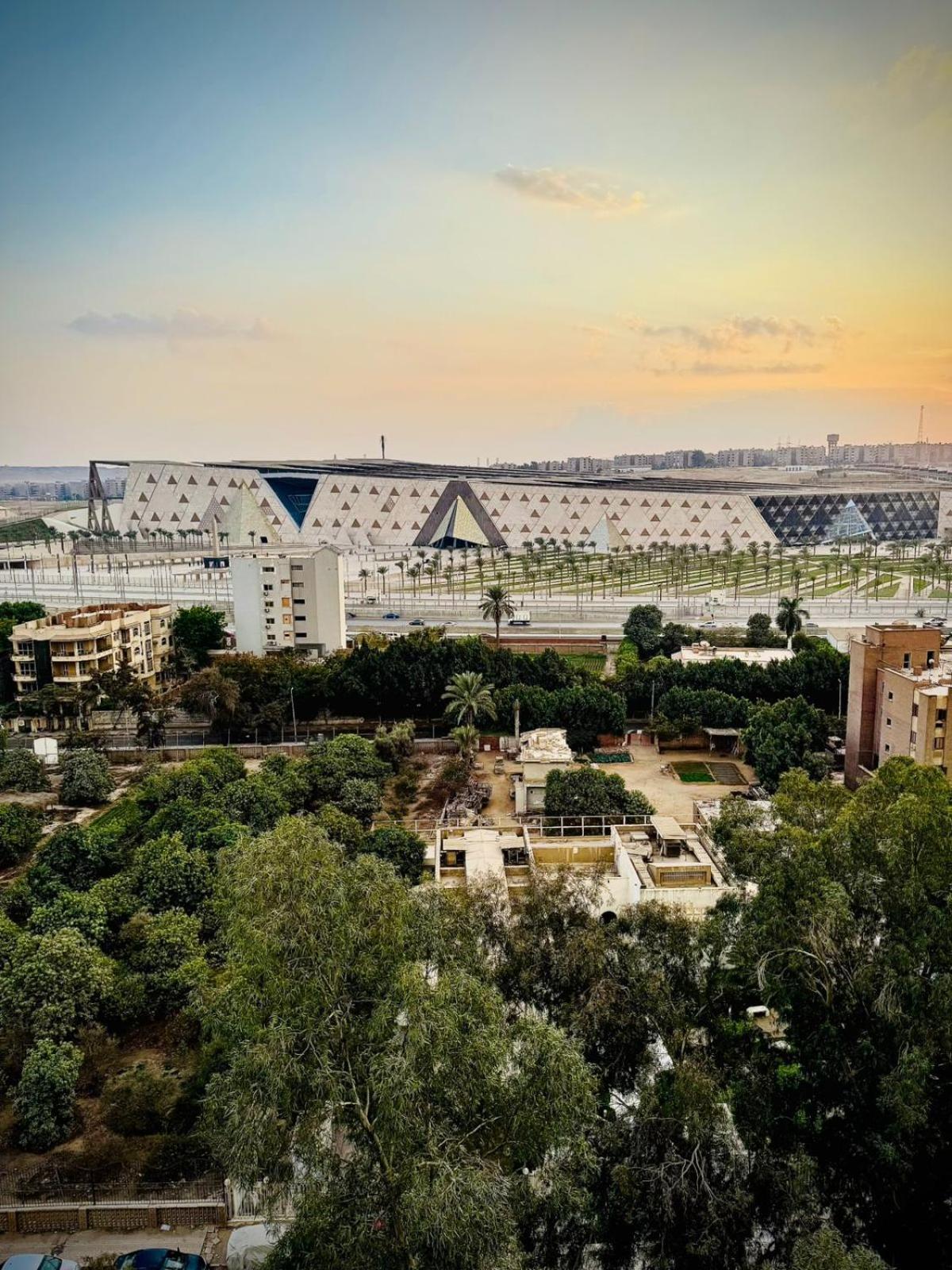 Готель Grand Museum & Pyramids View Kafr Ghatati Екстер'єр фото