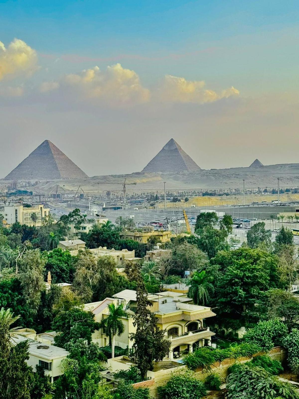 Готель Grand Museum & Pyramids View Kafr Ghatati Екстер'єр фото